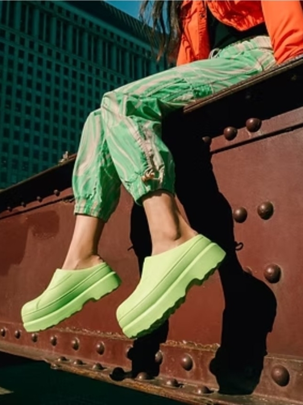 Sorel Caribou Lime Platform Clog Mules Size 8 NWOB